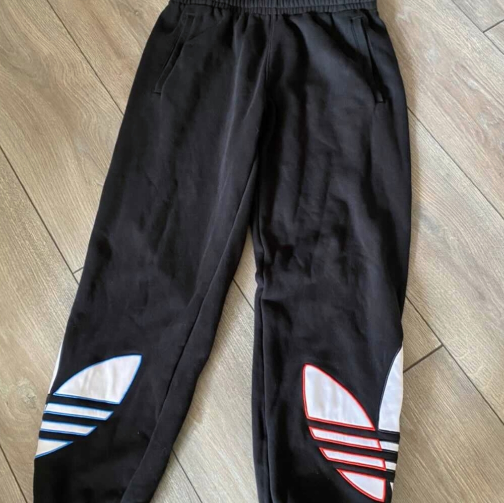 🚩🚩🚩SOLD🚩🚩🚩Adidas Men's Sweatpants